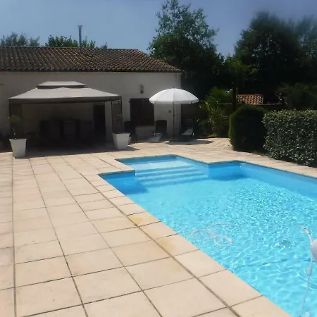 بيت ضيافة Les Tours Celtiques