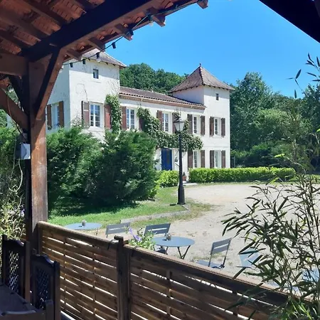 بيت ضيافة Les Tours Celtiques 4*